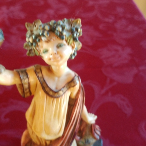 VINTAGE GENIUNE CARRABA STATUES - Picture 2 of 5